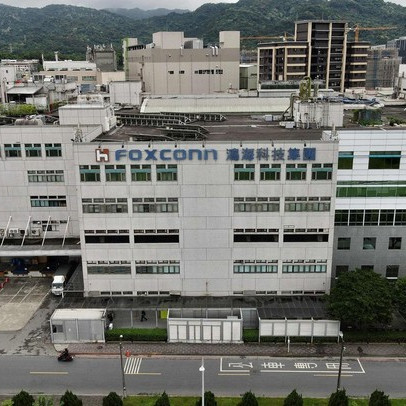 Foxconn sai lầm khi nghĩ xe điện dễ ăn: Làm trái ngành dù còn non trẻ, từng phải dừng sản xuất vì lỗ vốn