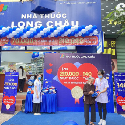 FPT Long Châu lại tiếp tục “ghi điểm” với hoạt động thiện nguyện