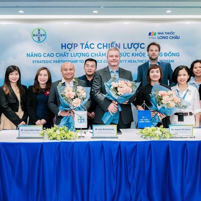 FPT Long Châu và Bayer Việt Nam ký kết hợp tác vì sức khoẻ người dân