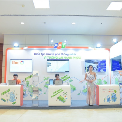 FPT trình diễn hệ sinh thái thành phố thông minh tại Smart City summit 2022