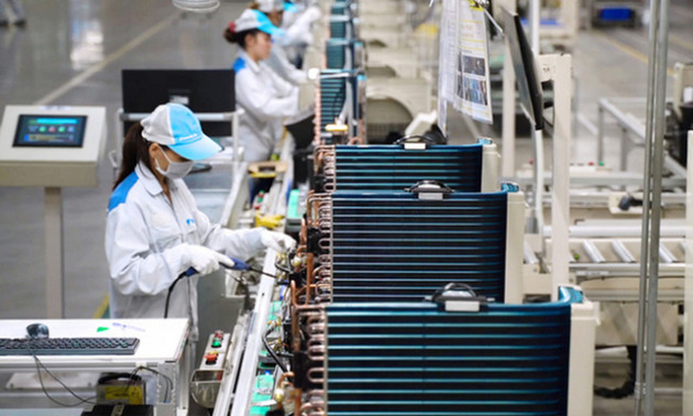 GDP Việt Nam năm 2022 có thể tăng trưởng vượt 7,5%? - Ảnh 1.