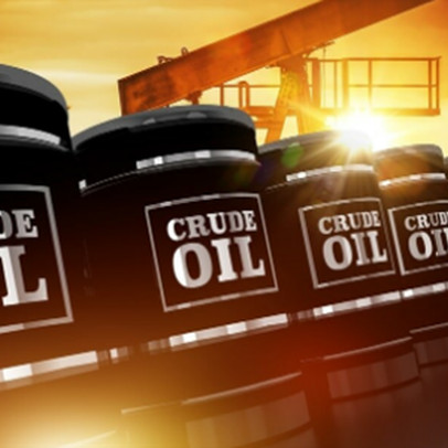 Giá dầu tăng vọt gần 4%