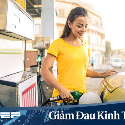 Giá dầu tụt xuống dưới 0 nhưng các cây xăng sẽ không trả tiền cho bạn khi đổ đầy bình và đây là lý do