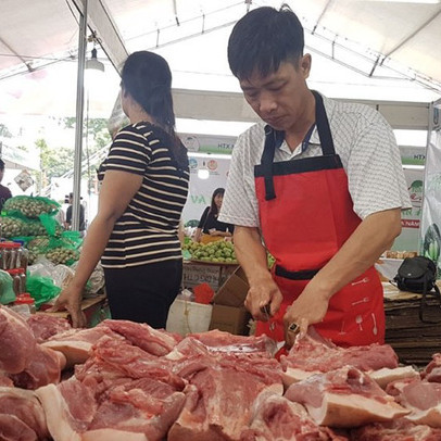 Giá lợn hơi liên tục “phi mã”: 60.000 đồng/kg chưa phải là “đỉnh”