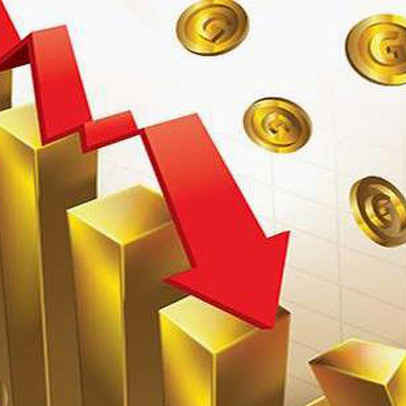 Giá vàng giảm ngày thứ 5 liên tiếp, chạm đáy mới của 8,5 tháng