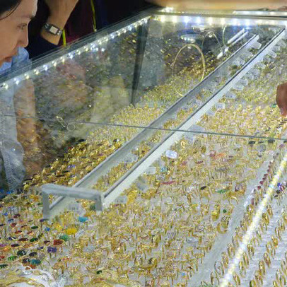 Giá vàng hôm nay 27-5: Tăng tiếp, các ngân hàng trung ương mua gần 100 tấn vàng trong 3 tháng
