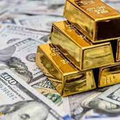 Giá vàng thế giới tối nay 13/10 tăng vọt, Bitcoin hạ nhiệt