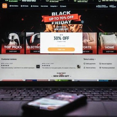 Giảm đến 90% giá hàng hóa, các ứng dụng mua sắm Trung Quốc thách thức Amazon ngay ở sân nhà