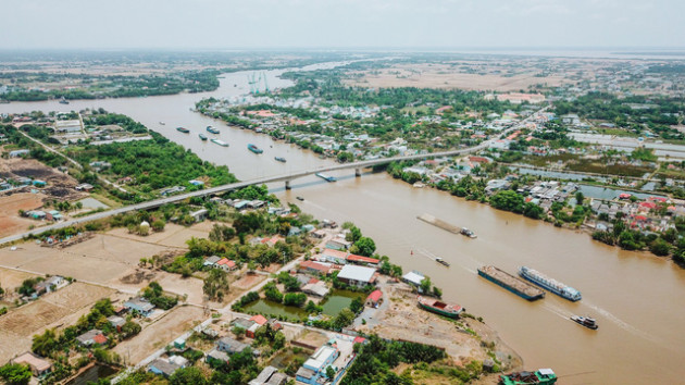 Giới đầu cơ thổi giá đất Long An “nhảy múa” chóng mặt, người dân bỏ việc lao vào cơn sốt - Ảnh 1.