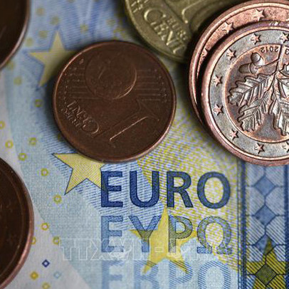 Giới kinh tế cảnh báo Eurozone đang đứng trước nguy cơ giảm phát