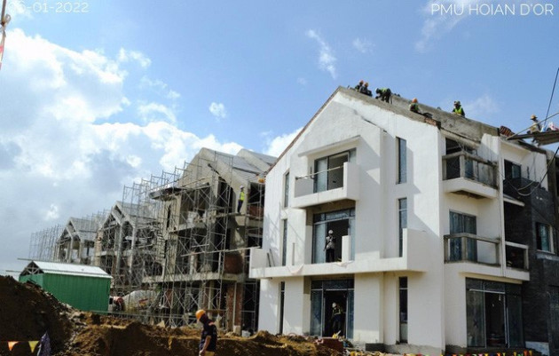 Giữ vững phong độ thi công, Maison de Ville chuẩn bị “về đích” - Ảnh 1.