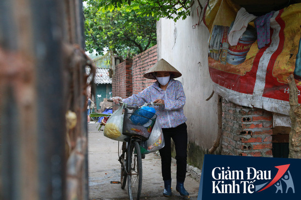 Gói hỗ trợ 62.000 tỷ đồng: Lao động tự do vừa mừng vừa lo, cán bộ địa phương đi rà soát từng trường hợp để không bỏ sót ai