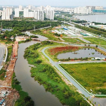 Góp ý Luật Kinh doanh bất động sản sửa đổi: Chồng chéo chuyển nhượng dự án