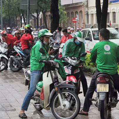 Grab bất ngờ tung GrabNow: Chọn bất kỳ tài xế nào trên đường rồi mới đặt xe