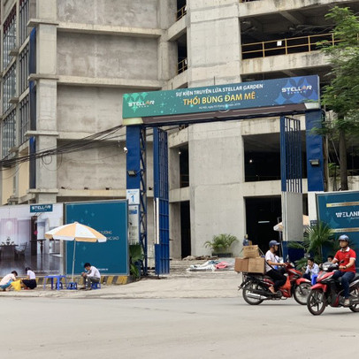 Hà Nội: Chung cư ế ẩm, môi giới tràn xuống đường "câu, kéo" khách mua nhà, rao bán cắt lỗ ảo