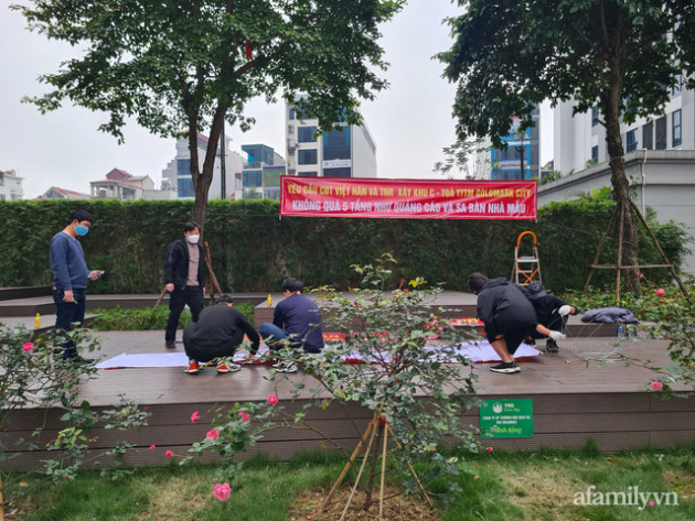 Hà Nội: Chung cư Goldmark City phủ kín băng rôn phản đối chủ đầu tư - Ảnh 7.