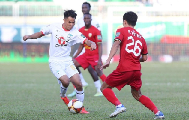 HAGL kiện VPF: Đối đầu, đổ lỗi không giúp V-League tốt lên