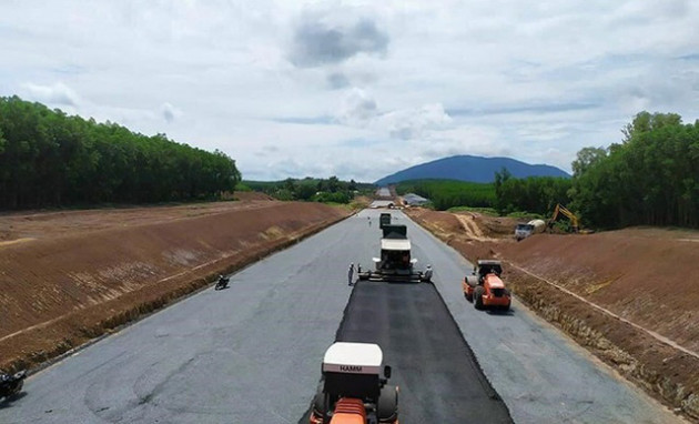 Hàng loạt khu công nghiệp tỷ USD đổ bộ về Nam Bình Thuận - Ảnh 3.