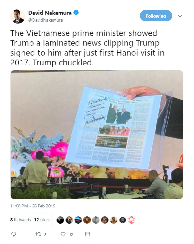Hành động thú vị của Thủ tướng Nguyễn Xuân Phúc khiến Tổng thống Trump bật cười vui vẻ - Ảnh 1.