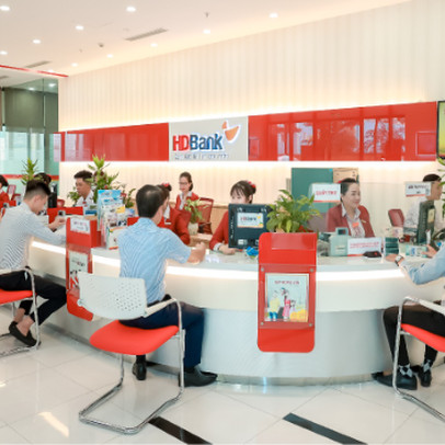 HDBank nhận cú đúp giải thưởng tài chính bền vững và thanh toán quốc tế
