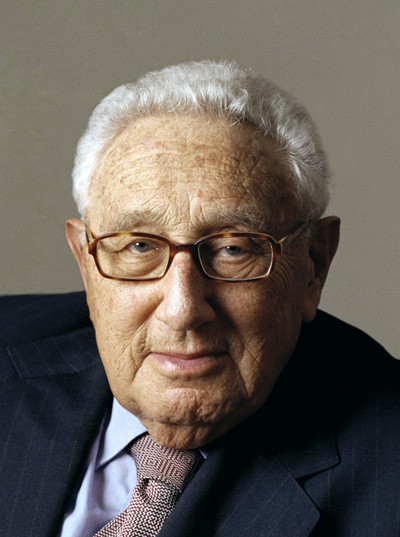 Henry Kissinger: Đại dịch virus corona sẽ mãi mãi thay đổi trật tự thế giới