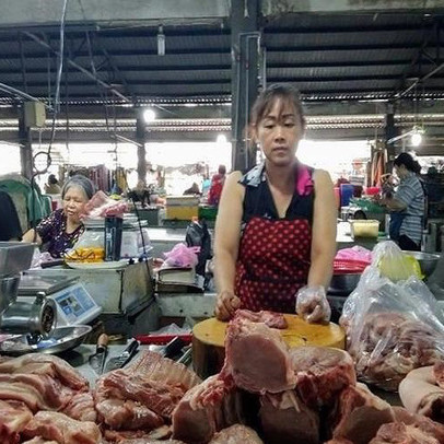 Heo sạch, an toàn đang khốn khổ vì bị 'oan'