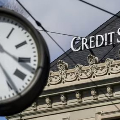 Hết tin đồn phá sản, Credit Suisse lại báo lỗ kỷ lục