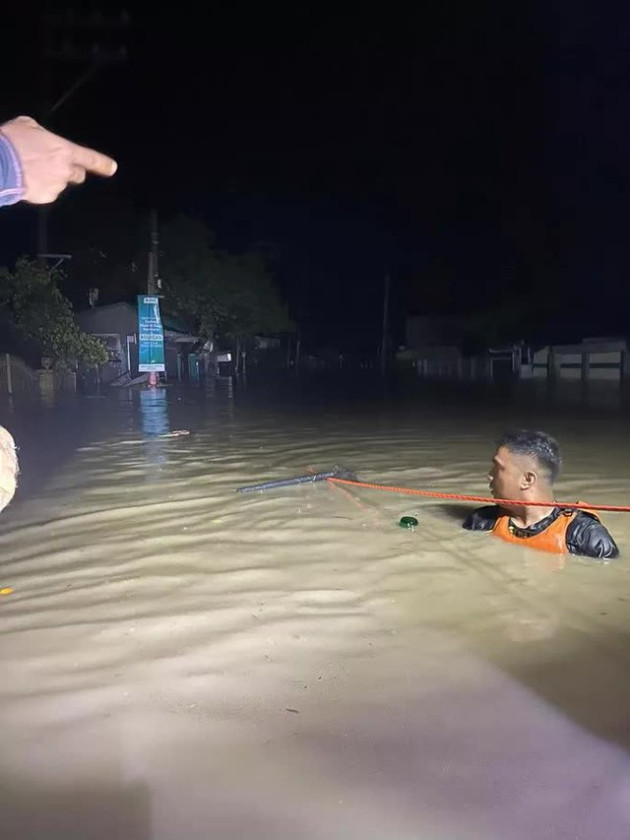 Hình ảnh siêu bão Noru hoành hành ở Philippines - Ảnh 13.