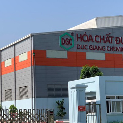 Hoá chất Đức Giang (DGC) lãi hơn 4.900 tỷ đồng sau 9 tháng, gấp 4 lần cùng kỳ, vượt 50% kế hoạch lợi nhuận cả năm