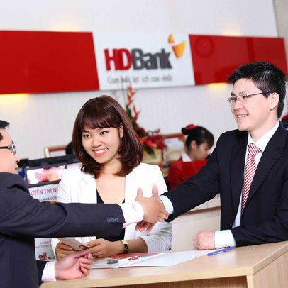 Hoàn tất mua hơn 5,4 triệu cổ phiếu, cổ đông lớn thông báo mua tiếp 4,6 triệu cổ phiếu HDBank