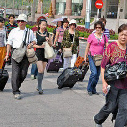 Hồi âm lo ngại của cử tri về hệ luỵ từ tour du lịch "0 đồng"