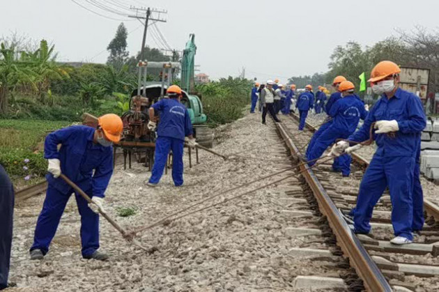 Hơn 11.000 lao động bị nợ lương, Tổng công ty Đường sắt gửi kiến nghị khẩn "kêu cứu" Thủ tướng