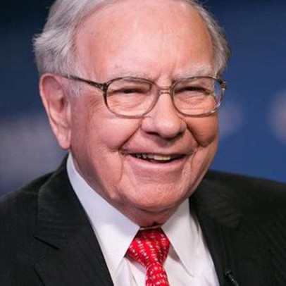 Hơn bất kỳ ai, cô gái 8x này được Warren Buffett coi là ứng viên sáng giá cho vị trí tân CEO Berkshire Hathaway nhưng lại rời đi để tự lập đế chế riêng