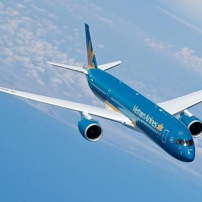 HoSE tiếp tục lưu ý khả năng hủy niêm yết cổ phiếu của Vietnam Airlines (HVN)