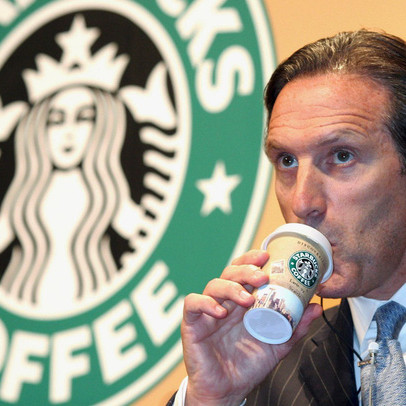 Howard Schultz - “linh hồn” của đế chế Starbucks: Từ cậu bé nghèo đã “dốc hết trái tim” và trở thành tỷ phú Mỹ như thế nào?