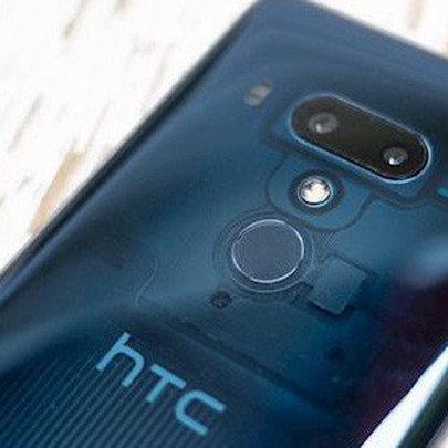 HTC: Từ tượng đài đến vực sâu