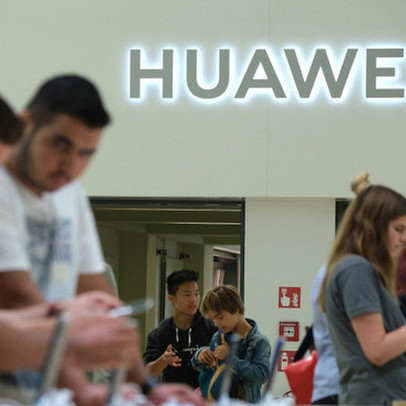 Huawei 2020: Vinh quang và thương chiến