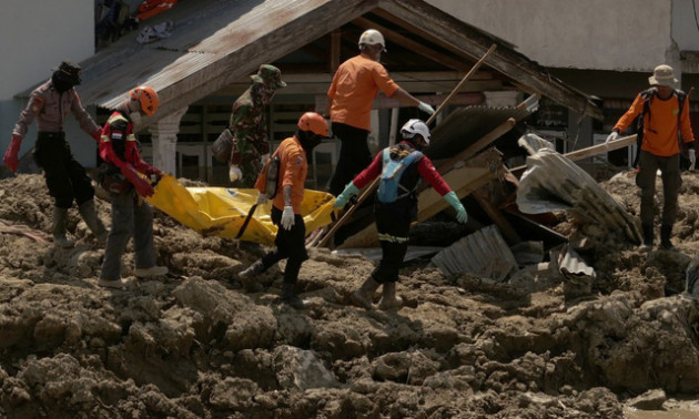 Indonesia ngừng chiến dịch tìm kiếm nạn nhân thảm họa kép: Hàng nghìn người còn mất tích