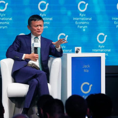 Jack Ma: Từ hình mẫu thành công đến ‘con quỷ hút máu’