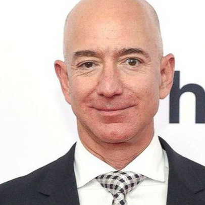 Jeff Bezos đưa ra lời khuyên quan trọng để thành công: Ngủ nhiều hơn!