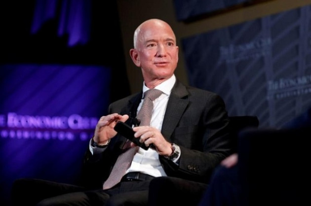 Jeff Bezos lấy lại vị trí giàu thứ hai thế giới từ tỷ phú Ấn Độ