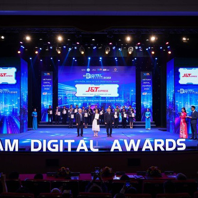 J&T Express nhận giải thưởng chuyển đổi số Vietnam Digital Awards 2022