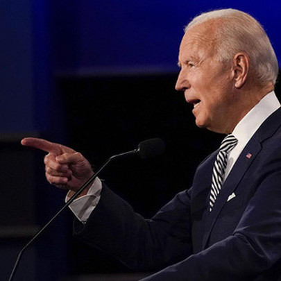 "Kẻ dối trá", "tên hề": Ông Biden gay gắt với ông Trump về vấn đề COVID-19 và dịch vụ chăm sóc y tế