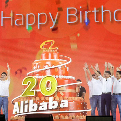 Kết thúc năm 2019 đầy ngọt ngào của Alibaba: Lần đầu tiên trở thành công ty vốn hóa lớn nhất châu Á, giá trị thị trường vượt ngưỡng 570 tỷ USD