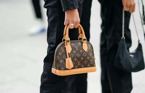 Khi Louis Vuitton đi bán … đồ gia dụng - Ảnh 2.