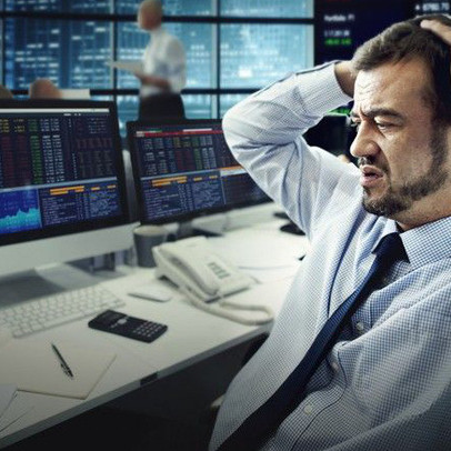 Khối ngoại bán ròng gần 780 tỷ đồng, tập trung "xả" Bluechips trong phiên 17/12