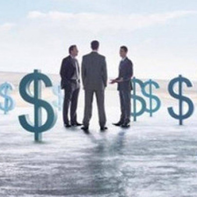 Khối ngoại bán ròng tuần thứ 3 liên tiếp trên HoSE với gần 3.400 tỷ đồng, VNM vẫn là tâm điểm