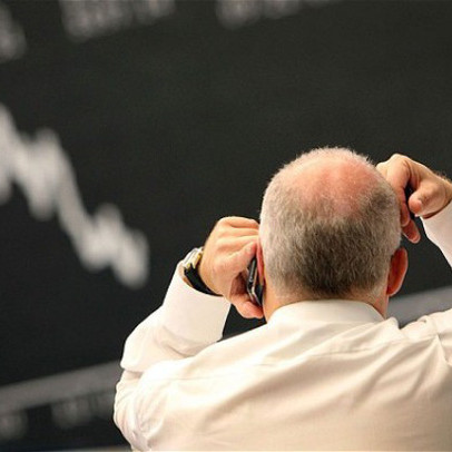 Khối ngoại giảm mua, Vn-Index đảo chiều giảm điểm trong phiên 6/11