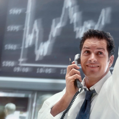 Khối ngoại miệt mài mua ròng thêm 1.800 tỷ đồng trong tuần VN-Index giằng co mạnh, đâu là tâm điểm?