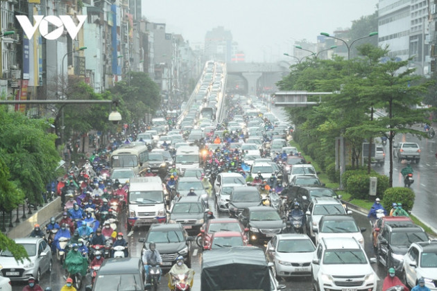 Không nên vì “Hà Nội đi trước về sau” mà để lại hậu quả lâu dài